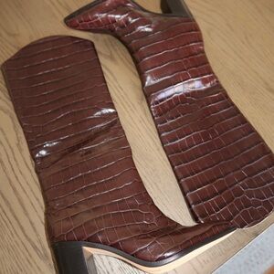 NEVER WORN! Schutz brown leather boots